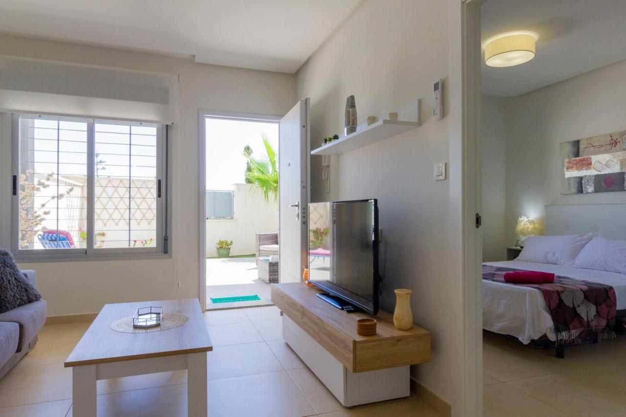 Bungalow Pink Garden Orihuela Buitenkant foto