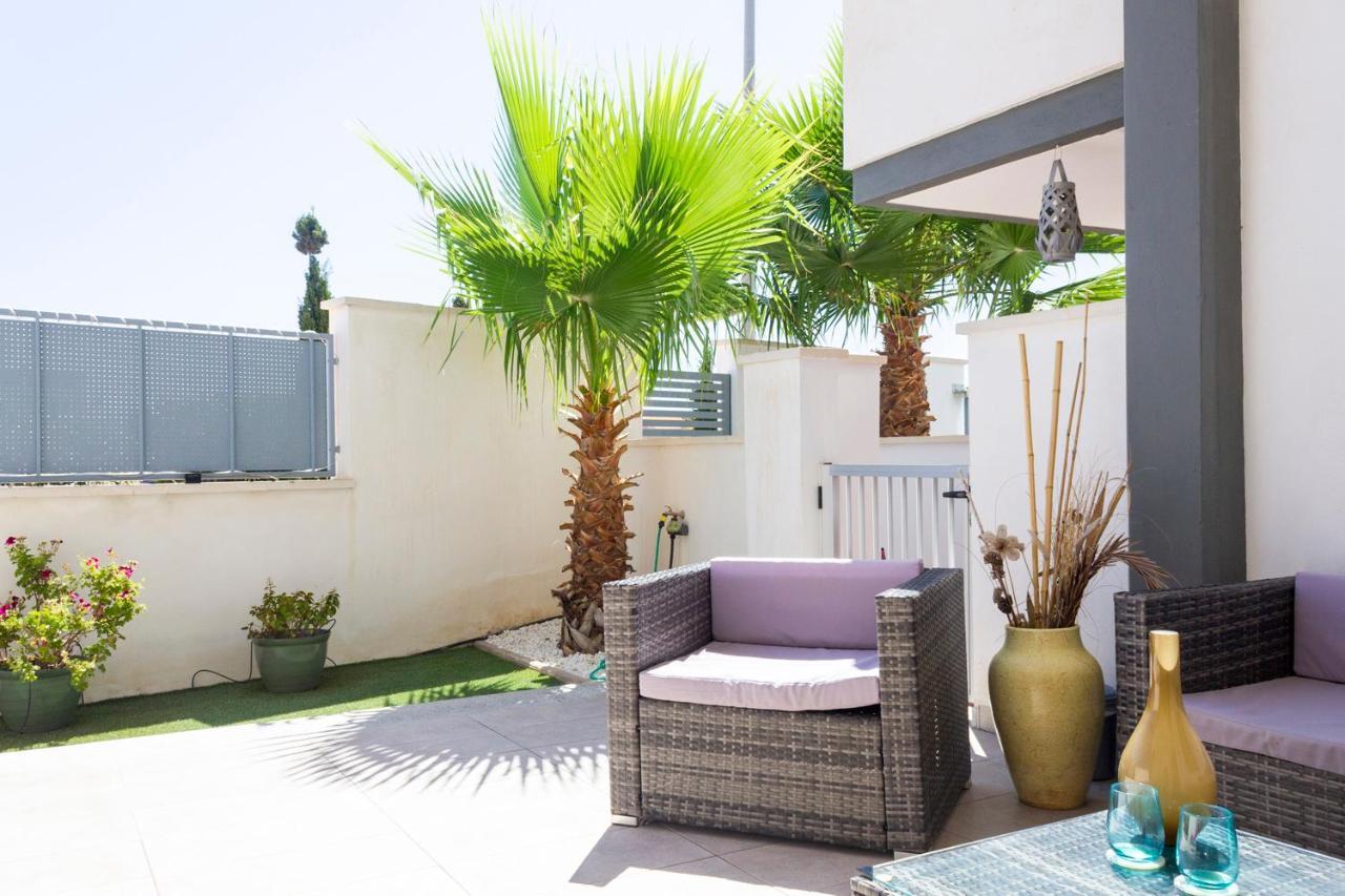 Bungalow Pink Garden Orihuela Buitenkant foto